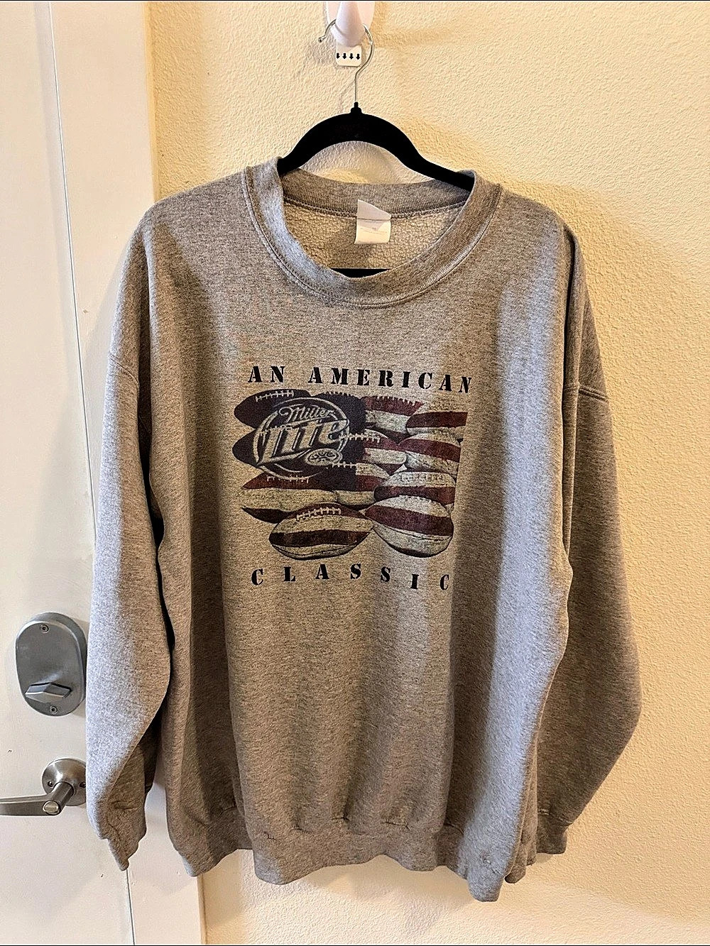 Vintage Miller Lite Football Crewneck Sweatshirt Lee Heavyweight Gray XL